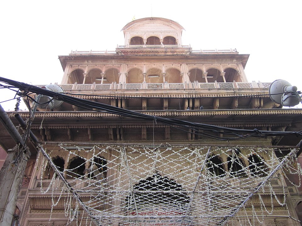 The old walls of Banke Bihari